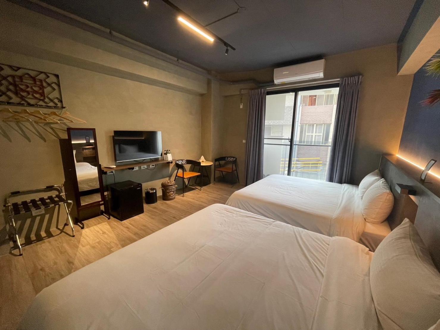 Long Lang Homestay Tainan Buitenkant foto