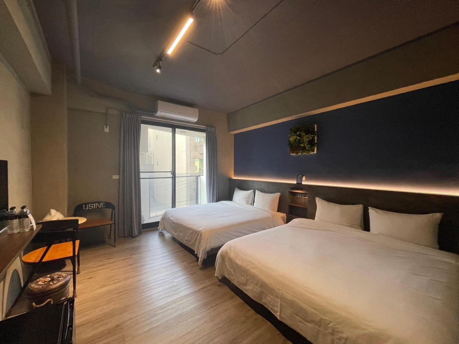 Long Lang Homestay Tainan Buitenkant foto