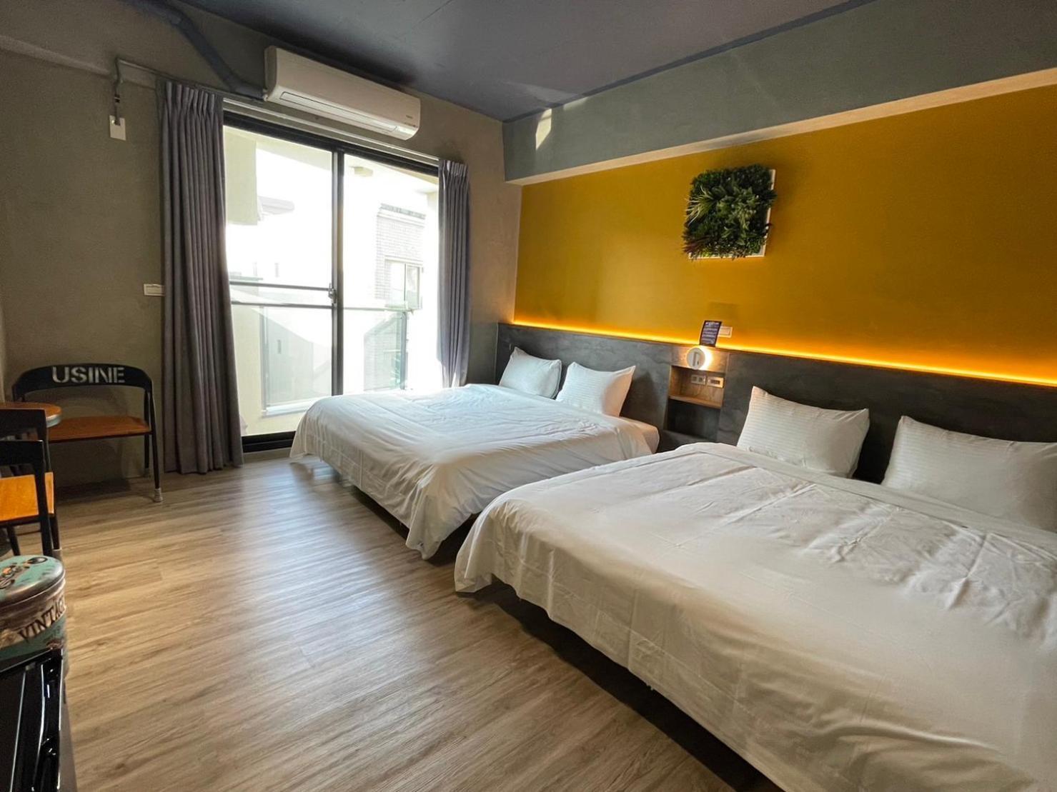 Long Lang Homestay Tainan Buitenkant foto