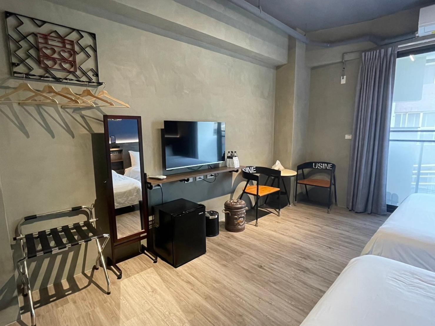 Long Lang Homestay Tainan Buitenkant foto