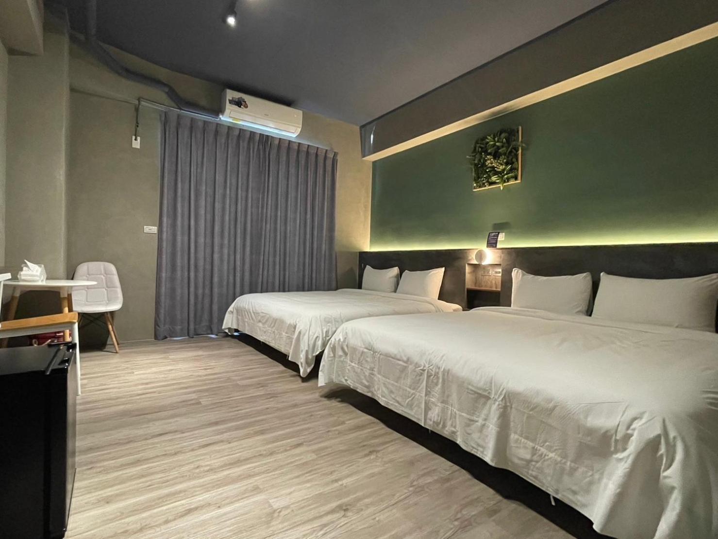 Long Lang Homestay Tainan Buitenkant foto
