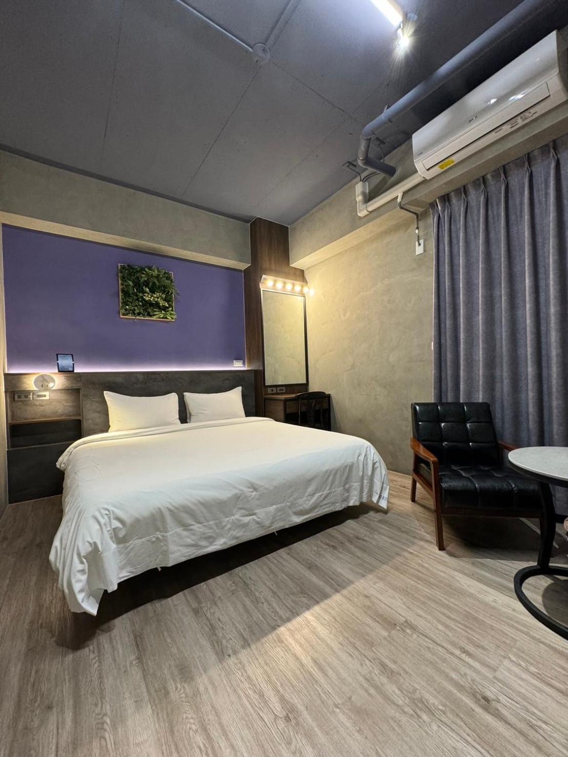 Long Lang Homestay Tainan Buitenkant foto